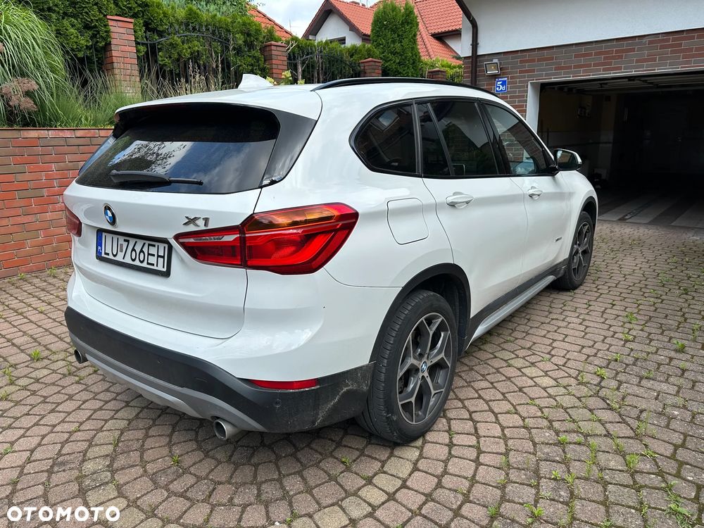 BMW X1 xDrive20i xLine - 3