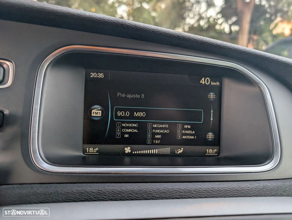 Volvo V40 D2 - 12