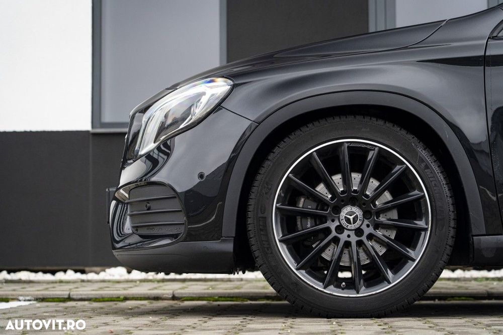 Mercedes-Benz GLA 220 4MATIC - 8