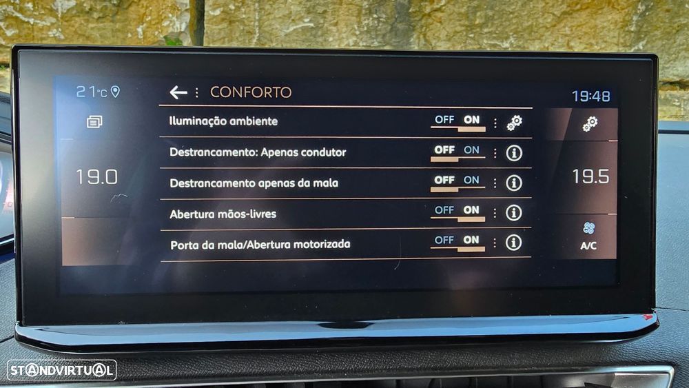 Peugeot 5008 1.5 BlueHDi GT EAT8 - 36