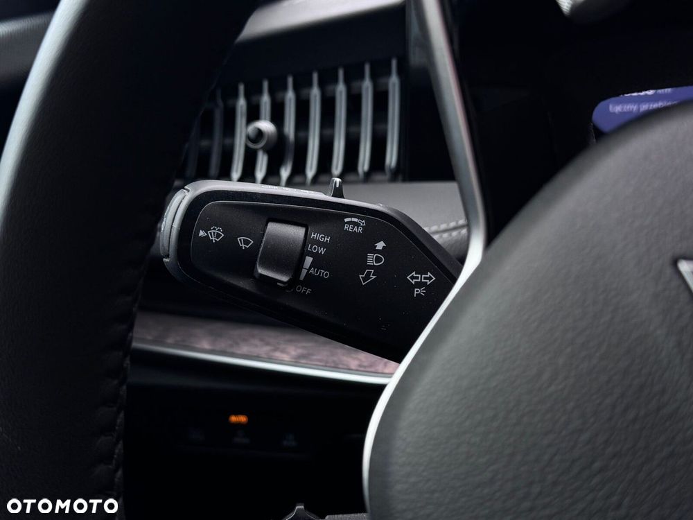 Skoda Superb 2.0 TSI L&K DSG - 17
