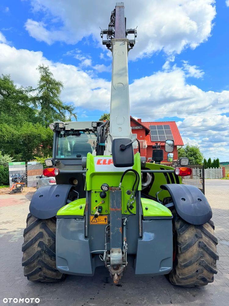 Claas Scorpion 7055 Varipower - 8