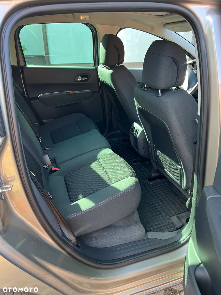Peugeot 3008 2.0 BlueHDi Style - 9
