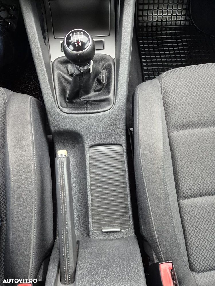 Volkswagen Golf 1.9 TDI - 13