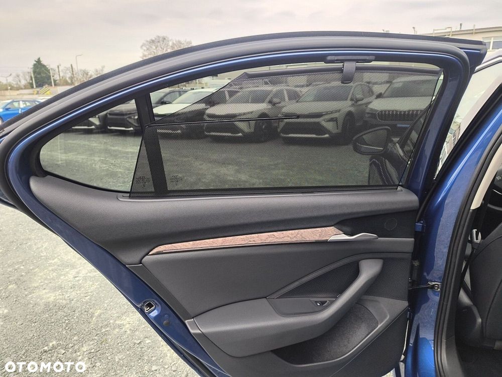 Skoda Superb 2.0 TSI L&K DSG - 37