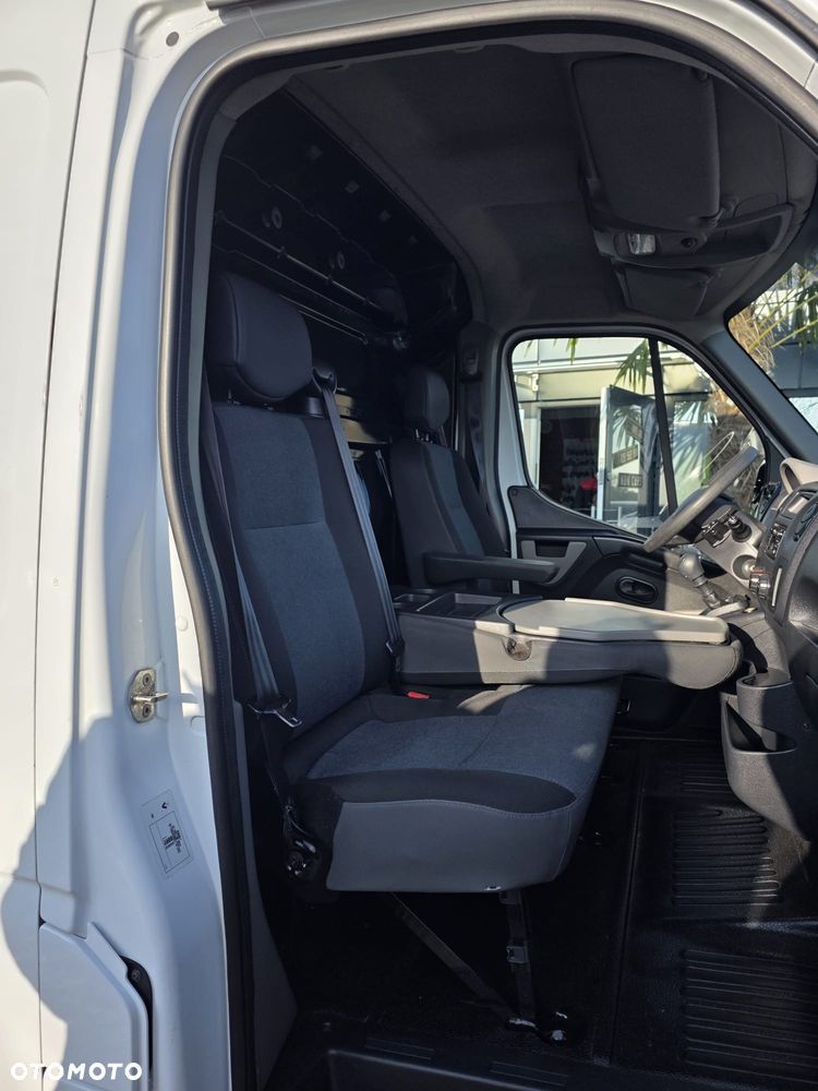 Renault Master - 16