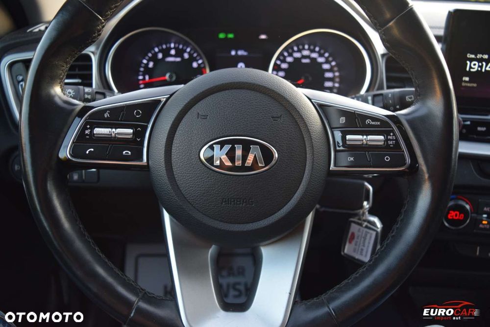 Kia Ceed 1.4 T-GDI L Business Line - 19