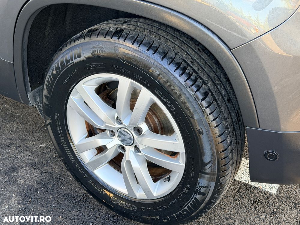 Volkswagen Tiguan 2.0 TDI DPF BlueMotion Technology Trend & Fun - 14