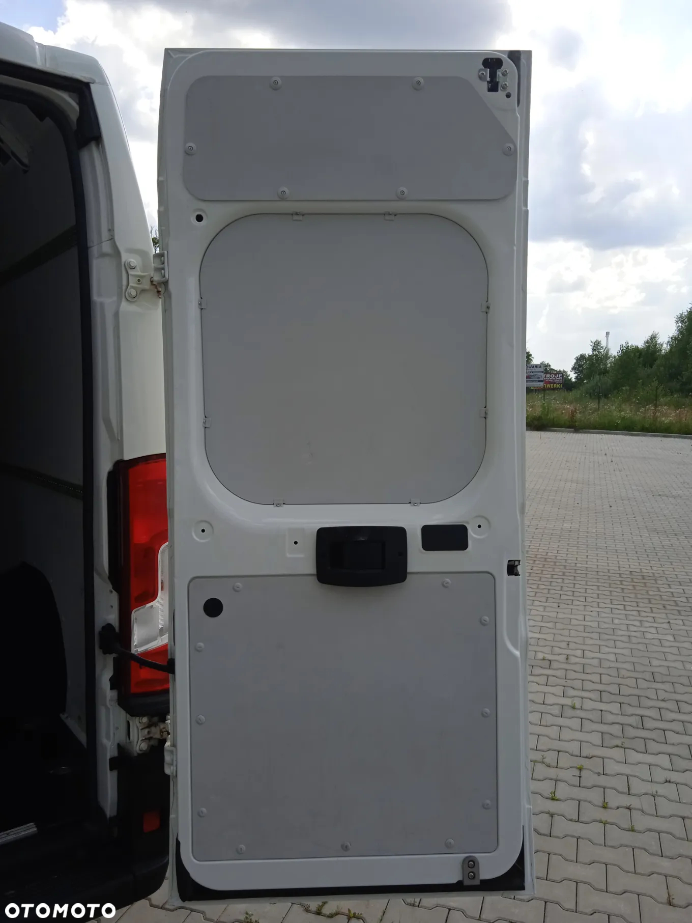 Peugeot BOXER L4H2 MAXI BRYGADÓWKA 7 OSÓB NAWIGACJA KLIMATRONIC NR.81 - 29