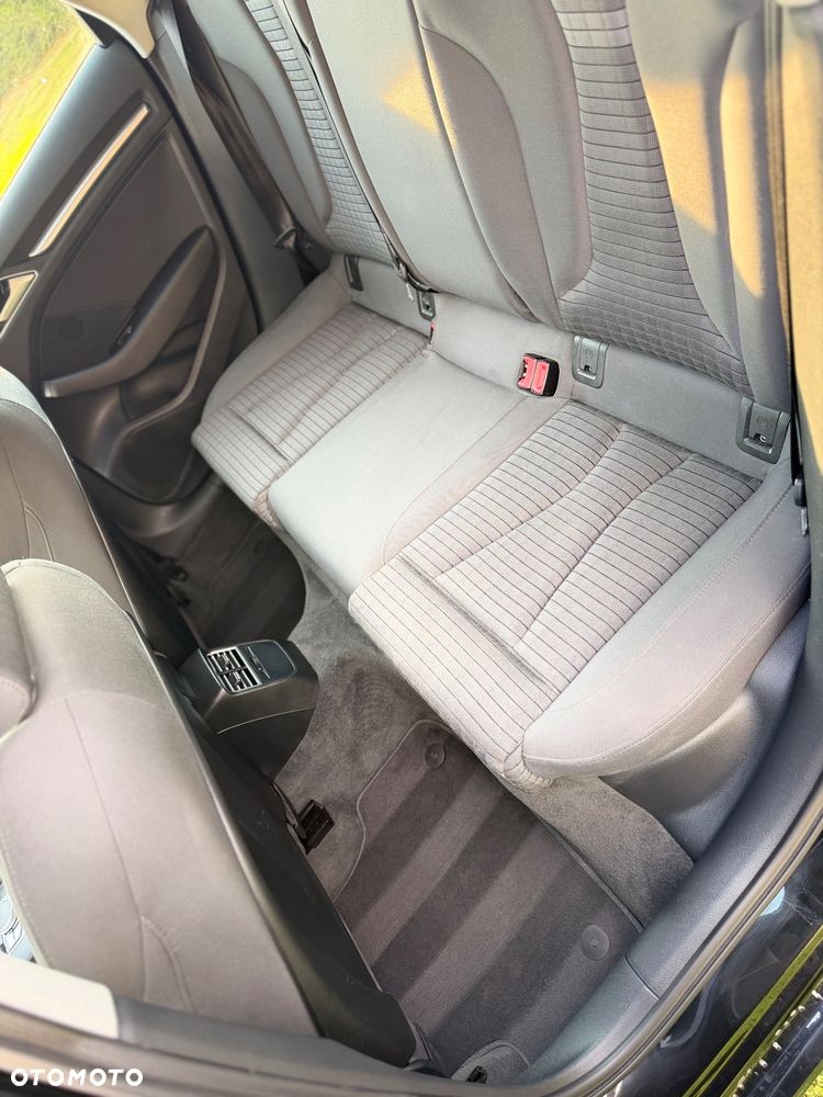 Audi A3 Sportback 1.4 TFSI Attraction - 35