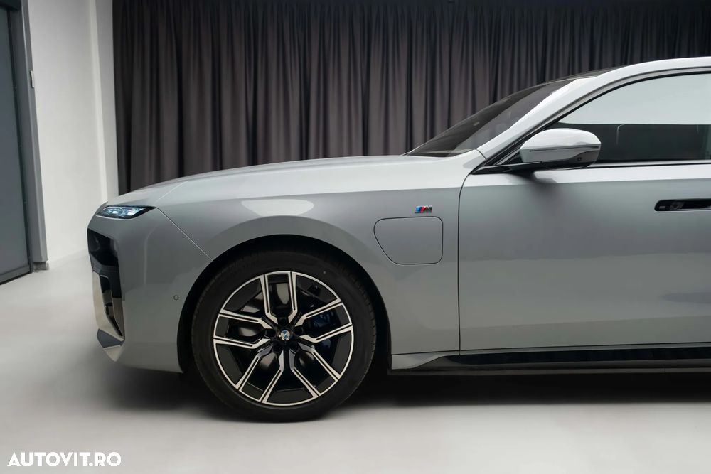 BMW Seria 7 - 7