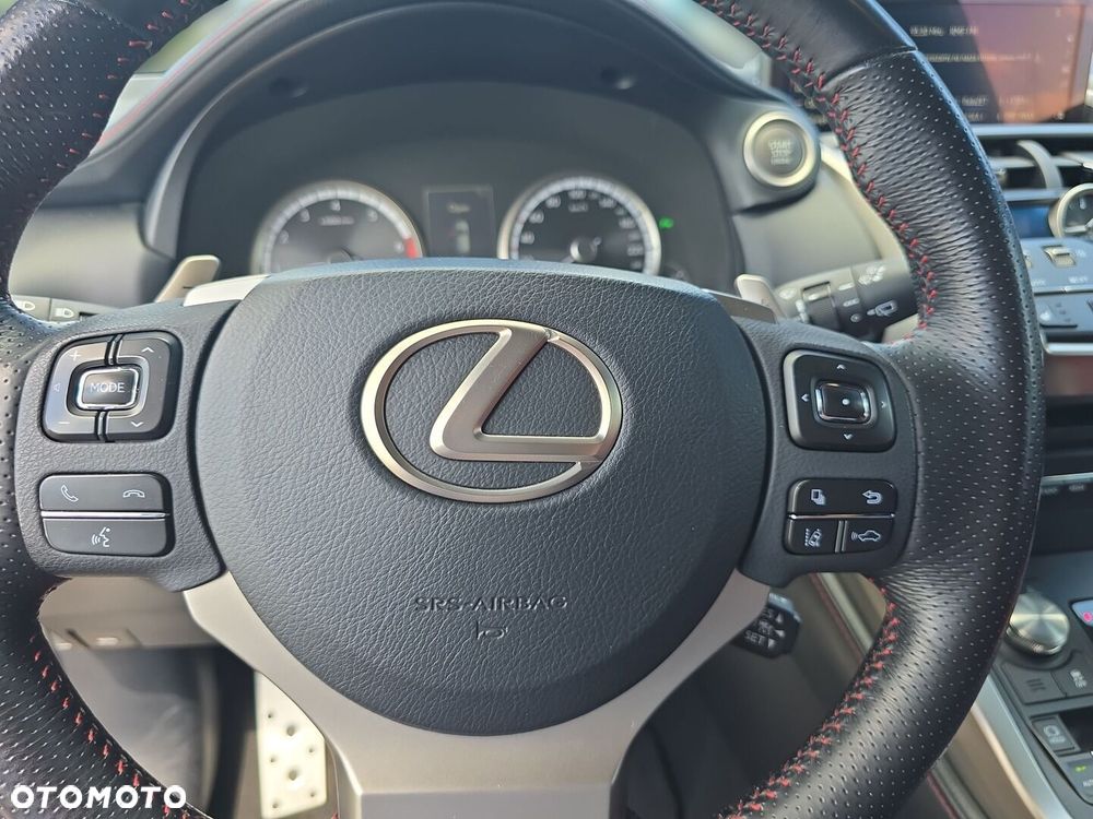 Lexus NX 300 F Sport AWD - 13