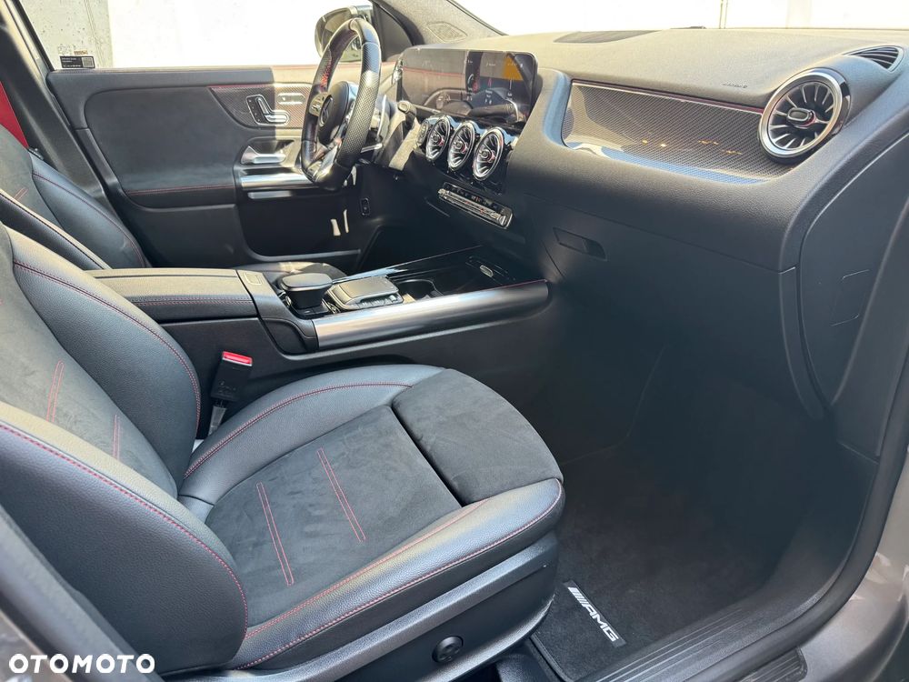 Mercedes-Benz GLA AMG 35 4-Matic - 20