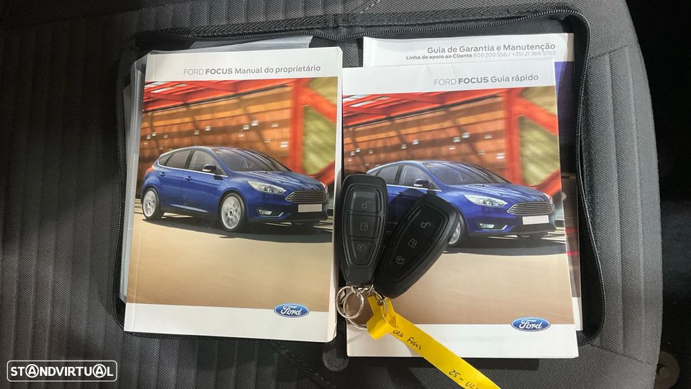 Ford Focus 1.0 EcoBoost Titanium - 10