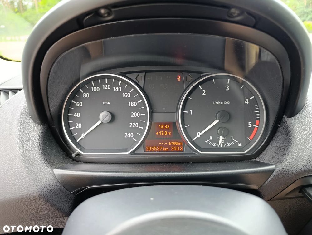BMW Seria 1 - 19