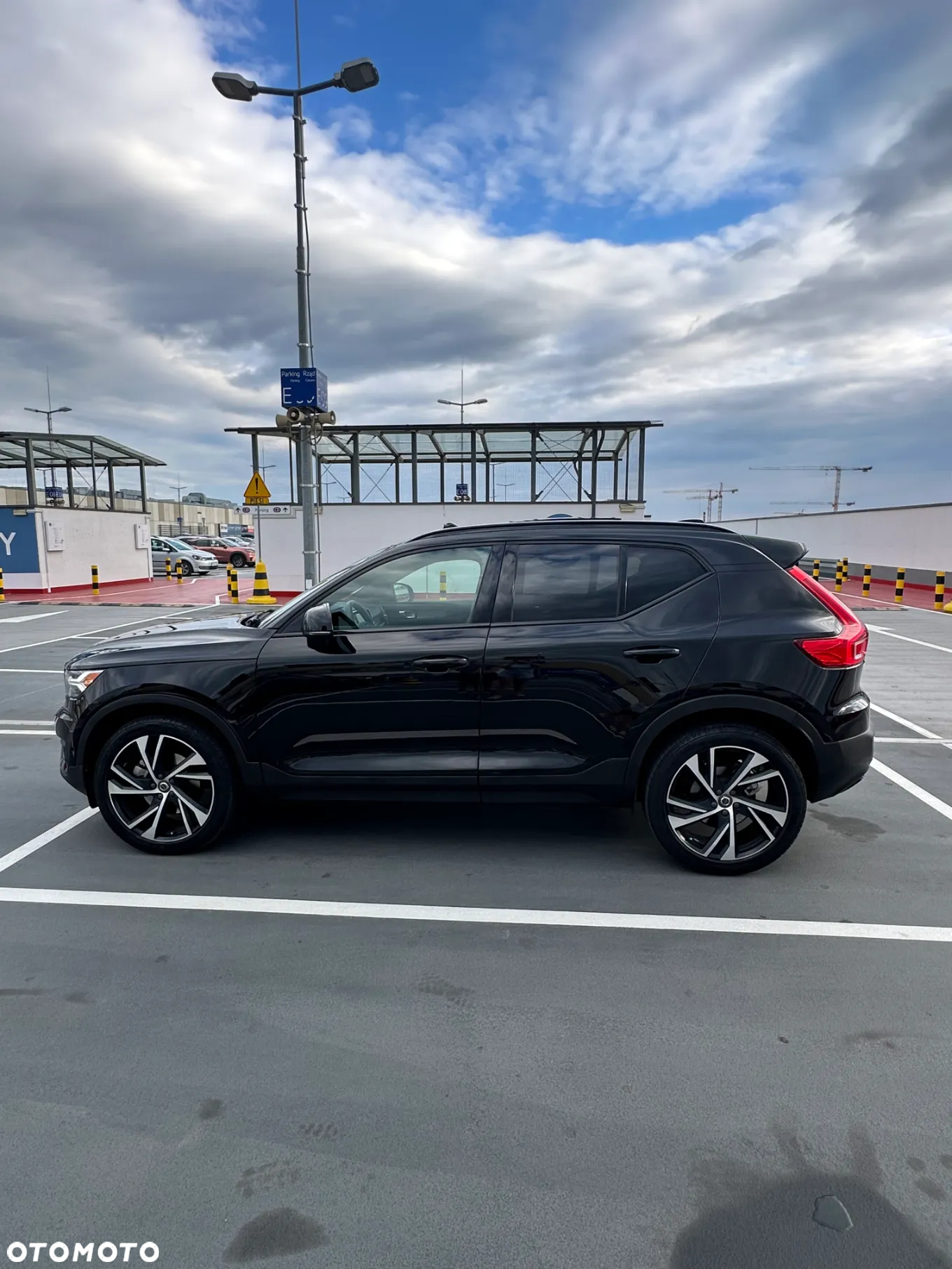 Volvo XC 40 T5 AWD R-Design - 16