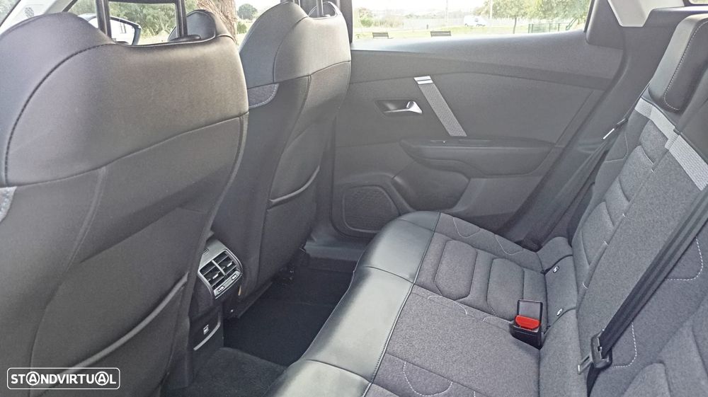 Citroën C4 BlueHDi 130 Stop&Start EAT8 FEEL PACK - 13