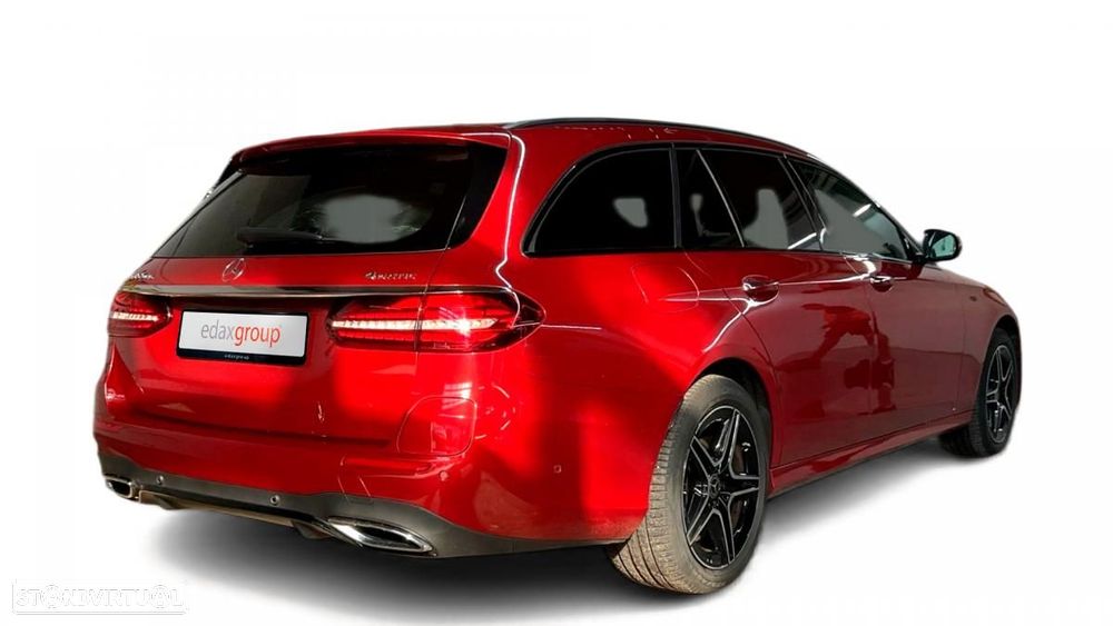 Mercedes-Benz E 300 de 4Matic 9G-TRONIC AMG Line - 2