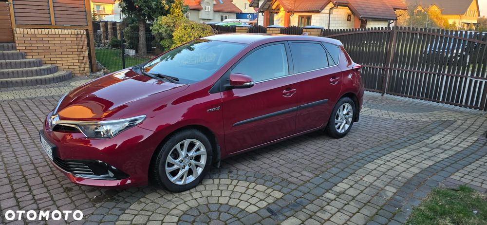 Toyota Auris Hybrid 135 Prestige - 3