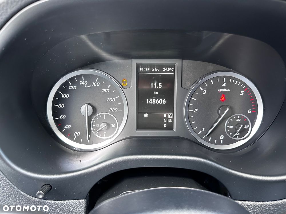 Mercedes-Benz VITO - 27