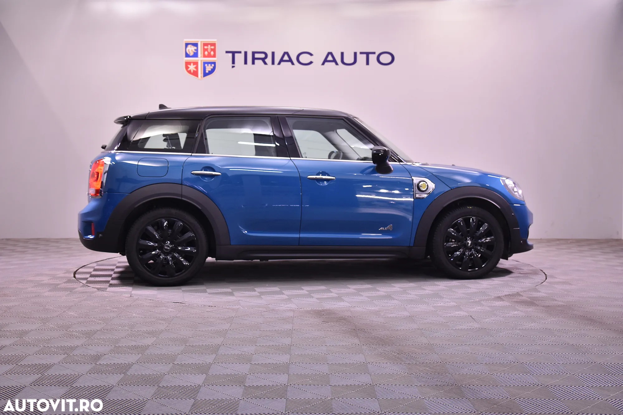 Mini Countryman Cooper S E ALL4 AT - 6