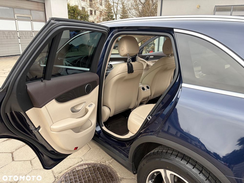 Mercedes-Benz GLC 220 d 4-Matic - 25
