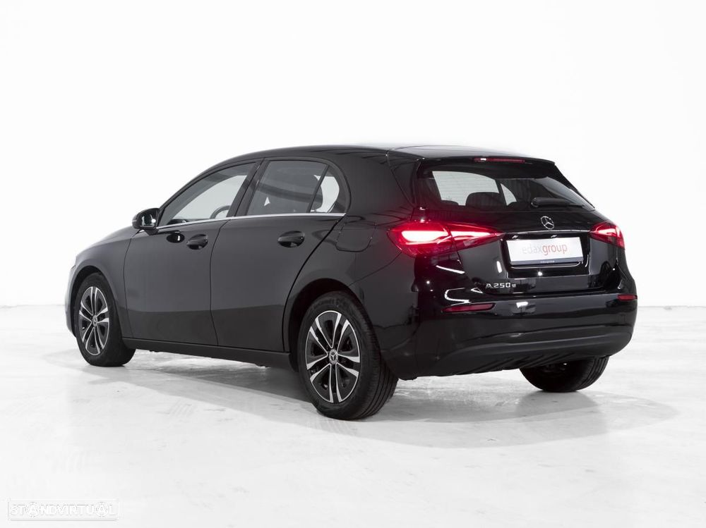 Mercedes-Benz A 250 e - 5