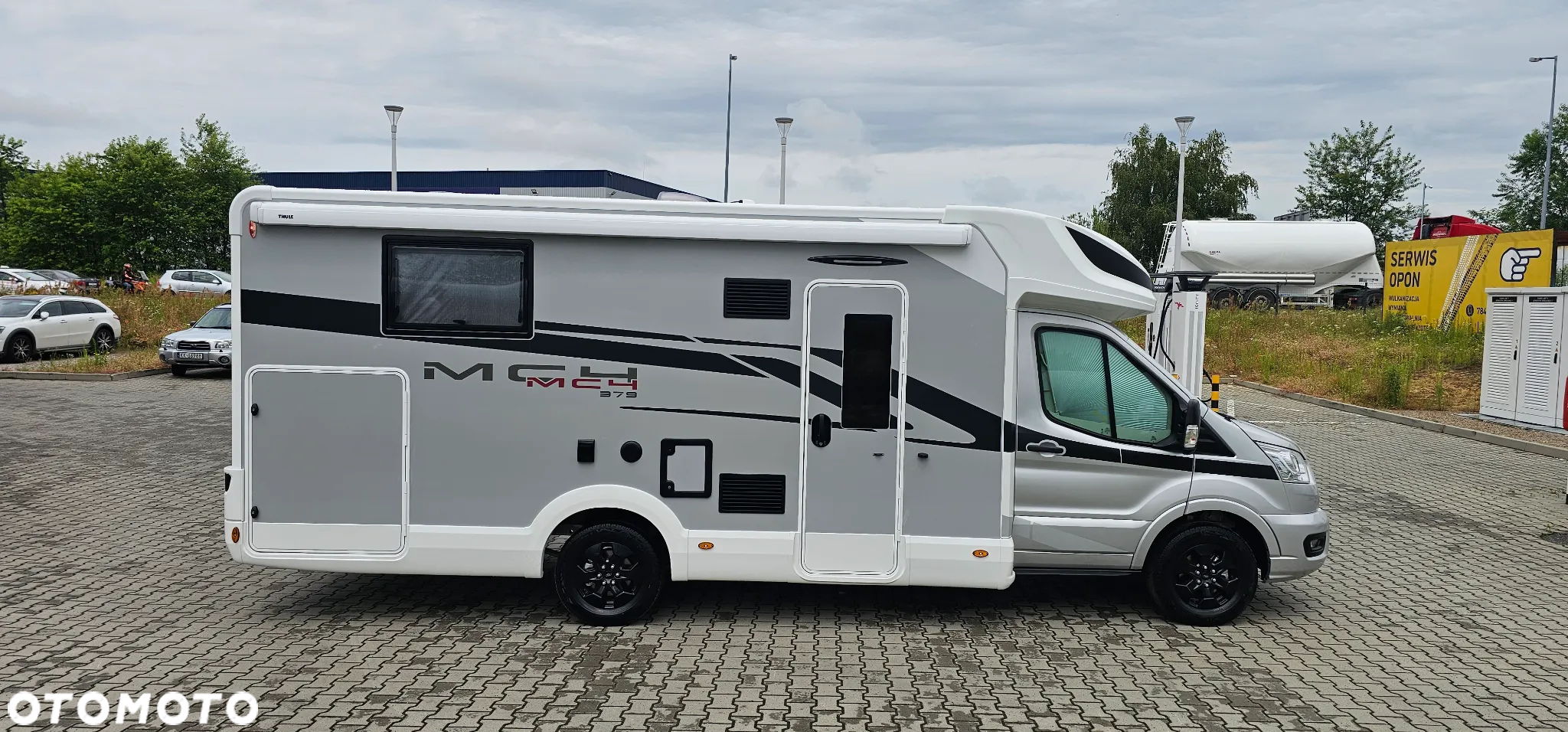 McLOUIS Mc4 379, Łóżko królewskie - 2