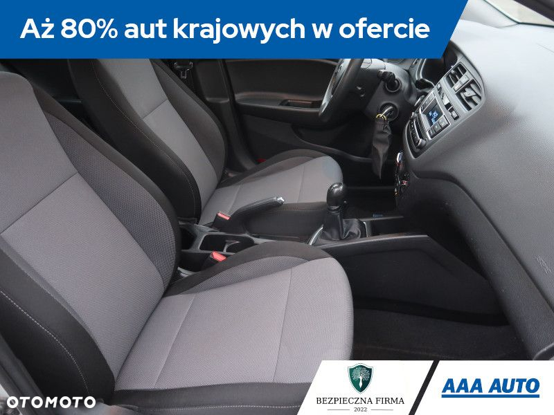 Hyundai i20 - 10