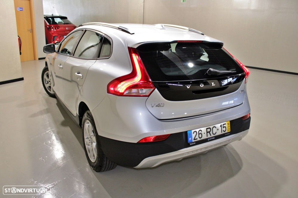 Volvo V40 Cross Country 2.0 D2 Kinetic Geartronic - 6