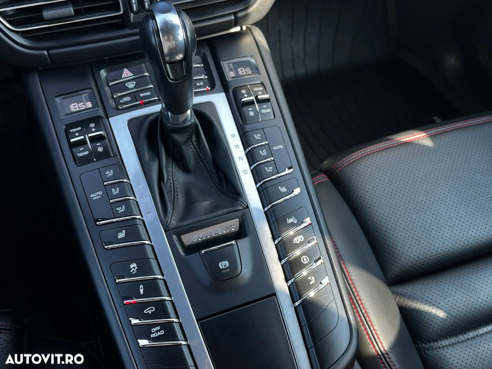 Porsche Macan - 27