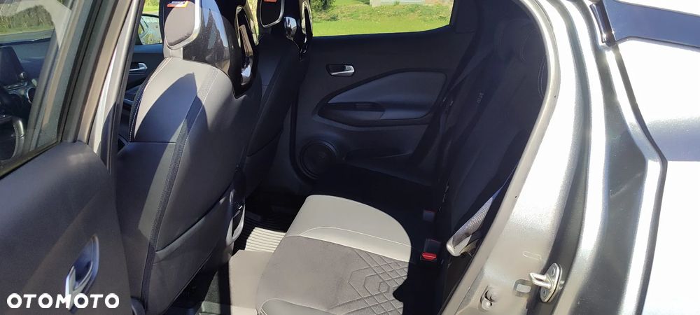 Nissan Juke 1.0 DIG-T N-Connecta DCT - 16