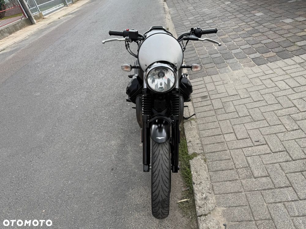 Moto Guzzi V7 - 2