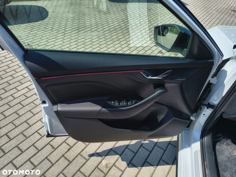 Skoda Kamiq 1.5 TSI Monte Carlo - 14