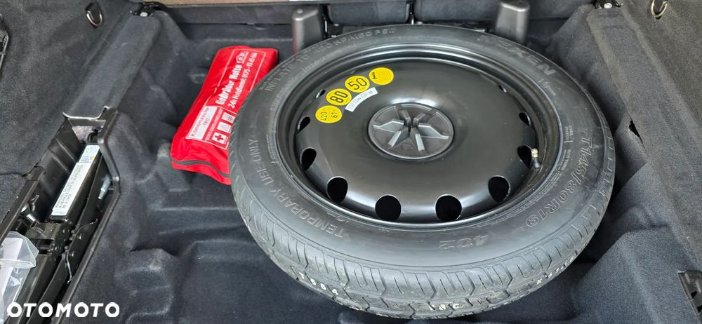 Mercedes-Benz GLC 300 4Matic 9G-TRONIC AMG Line - 11