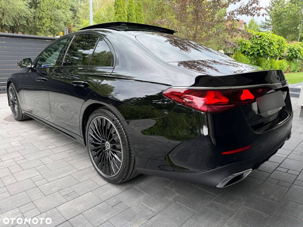 Mercedes-Benz Klasa E 220 d mHEV 4-Matic AMG 9G-Tronic - 6