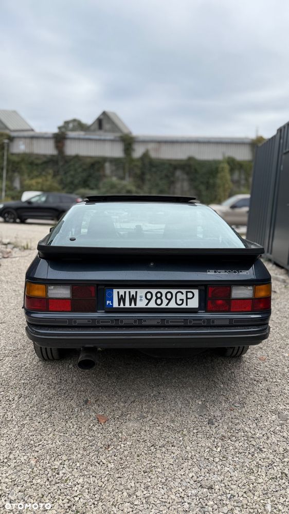 Porsche 924 S - 5