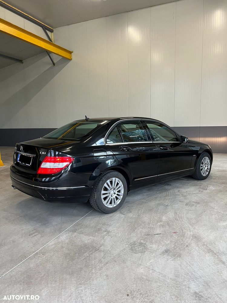 Mercedes-Benz C - 5