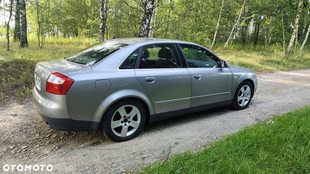 Audi A4 3.0 Quattro - 10