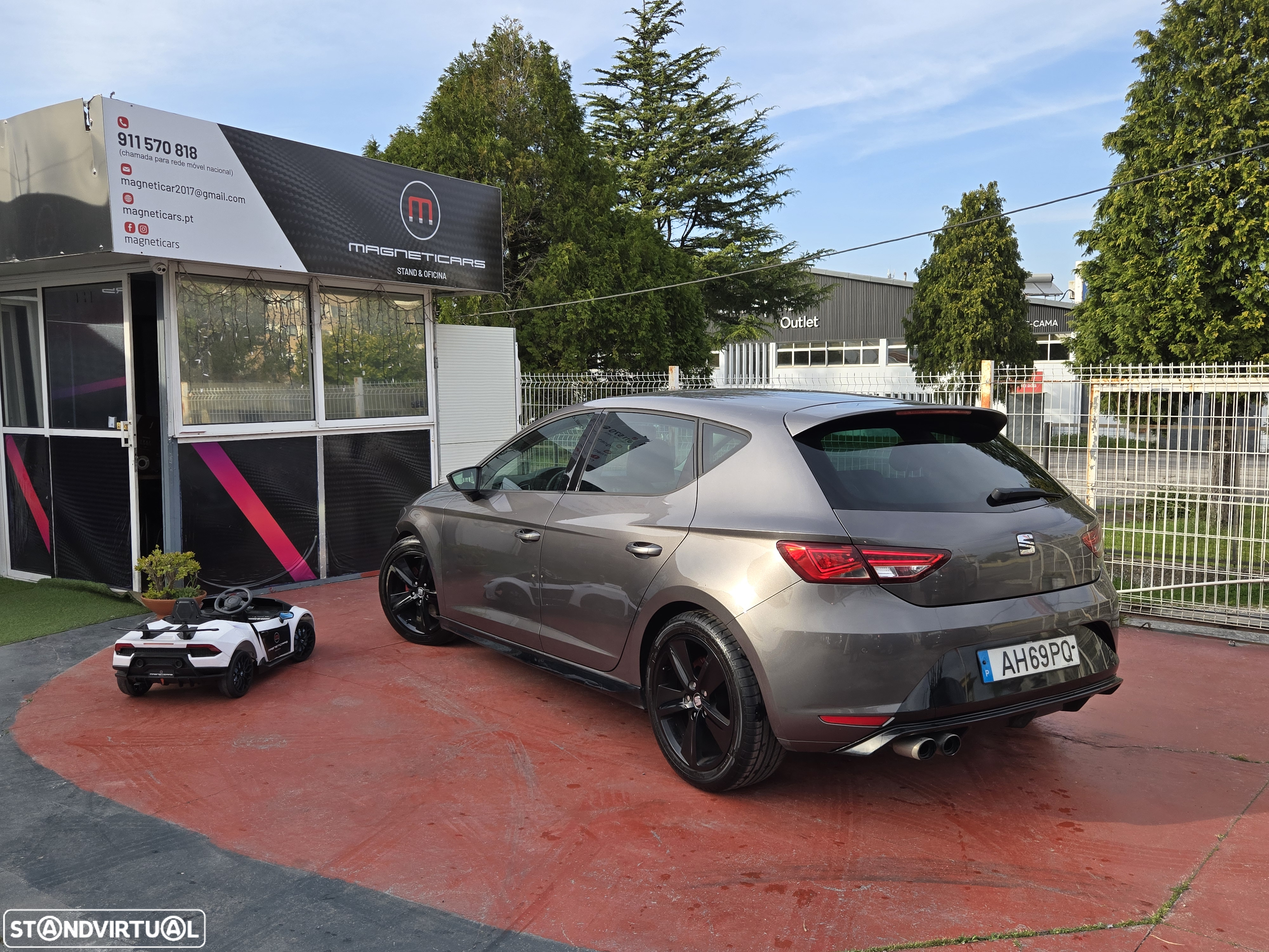 SEAT Leon 1.6 TDI S&S Style - 8