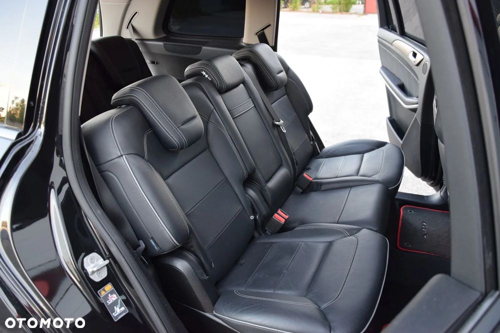 Mercedes-Benz GL 500 4-Matic - 23