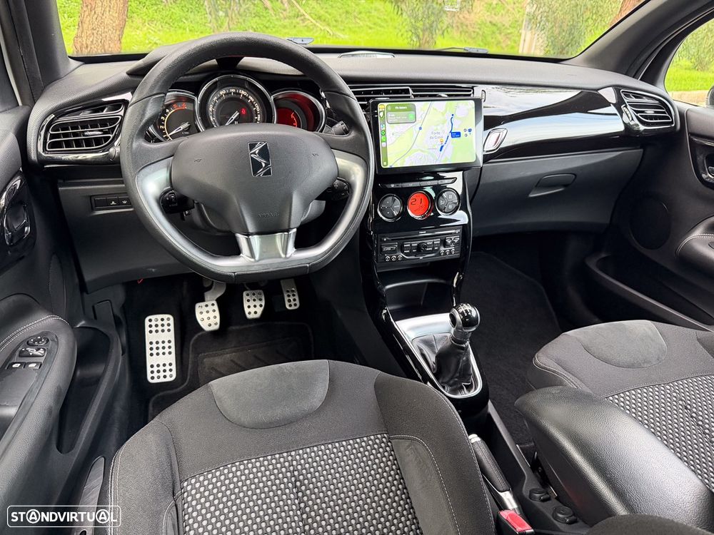 Citroën DS3 1.6 HDi Airdream So Chic - 16