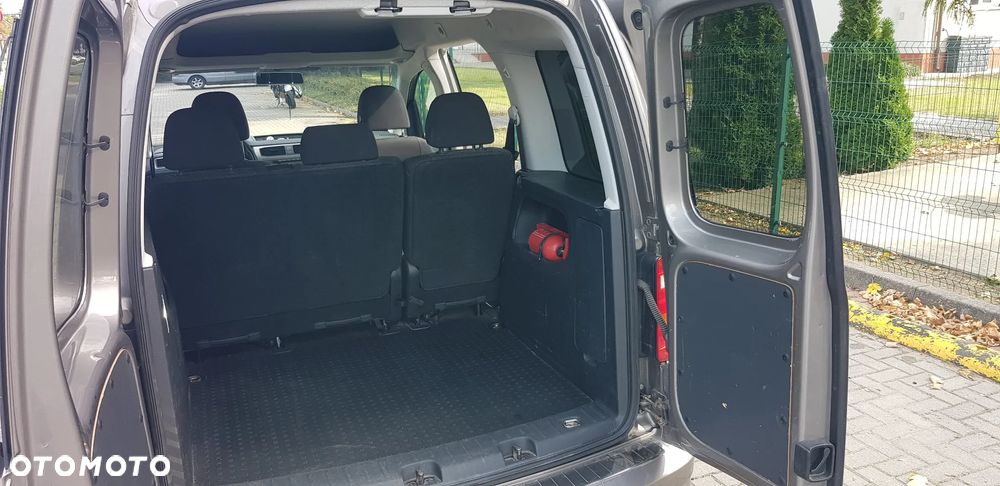 Volkswagen Caddy 2.0 TDI Highline - 18