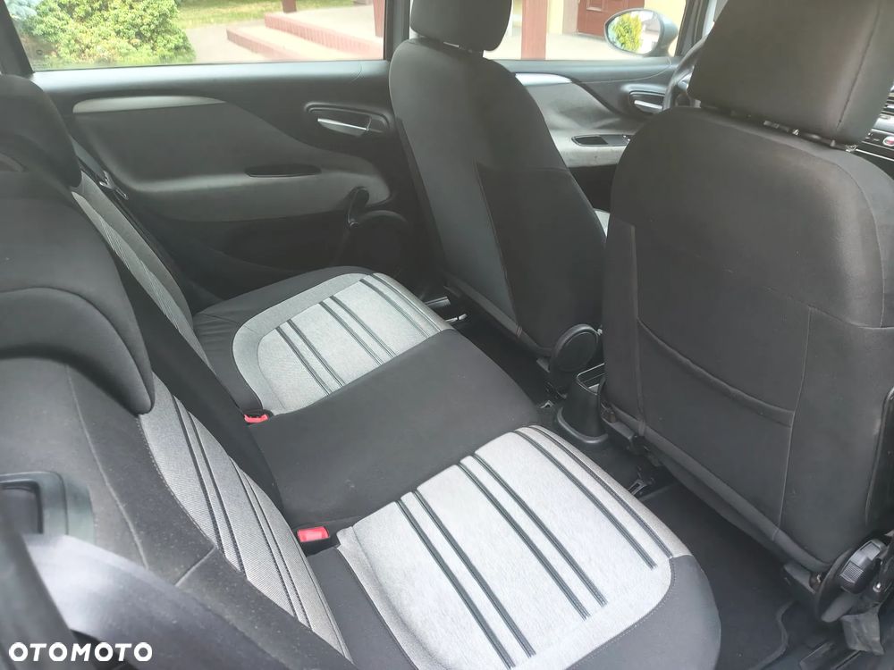 Fiat Punto Evo 1.4 8V Active - 16