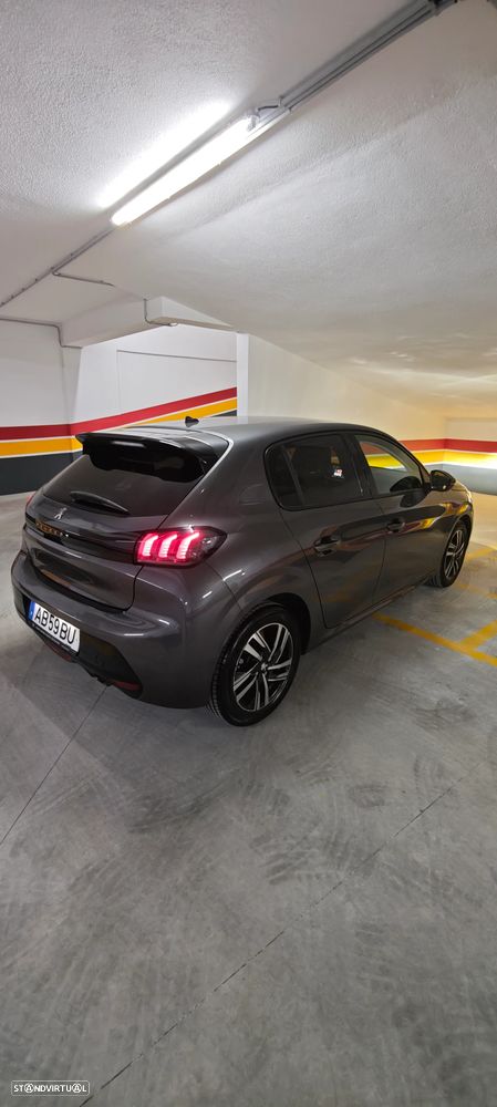 Peugeot 208 1.2 PureTech Allure Pack EAT8 - 7