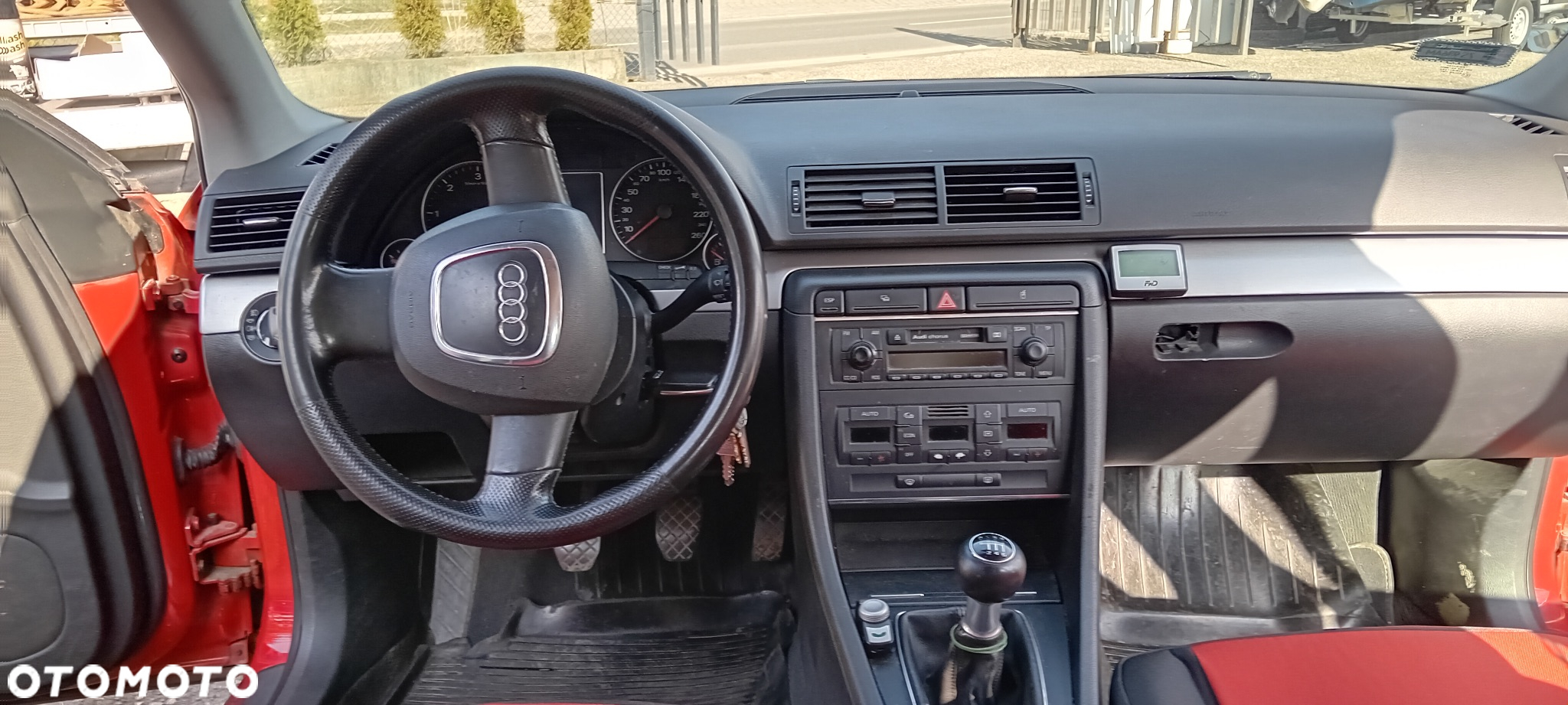 Audi A4 Avant 2.0 TDI - 13
