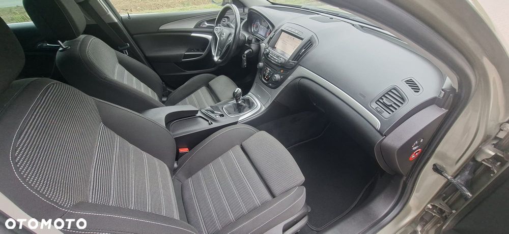 Opel Insignia 1.4 T Cosmo S&S - 8