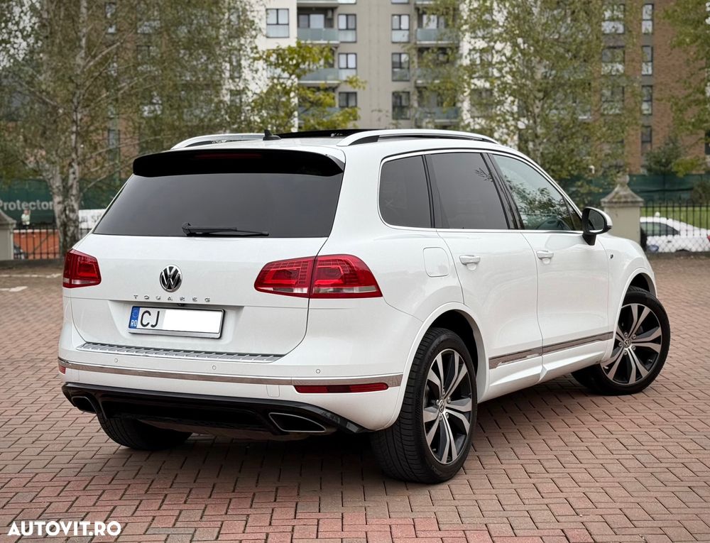 Volkswagen Touareg 3.0 V6 TDI SCR Blue Motion DPF Automatik Terrain Tech Executive Edition - 3