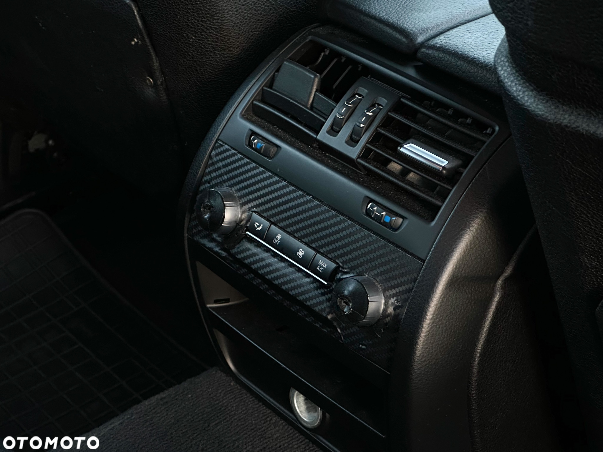 BMW Seria 5 530d xDrive Luxury Line - 32