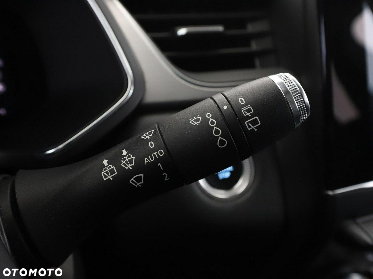 Renault Captur E-TECH PLUG-in 160 INTENS - 36